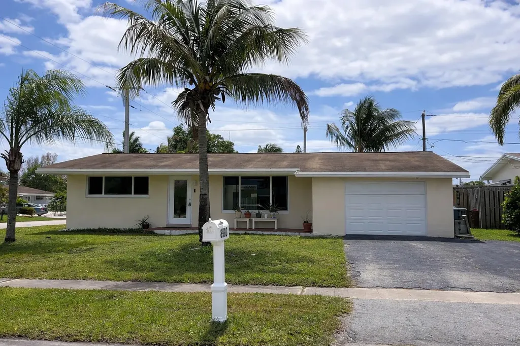 8900 NW 26th Street Sunrise FL 33322