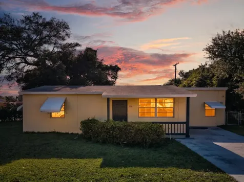 3107 Avenue F Riviera Beach FL 33404