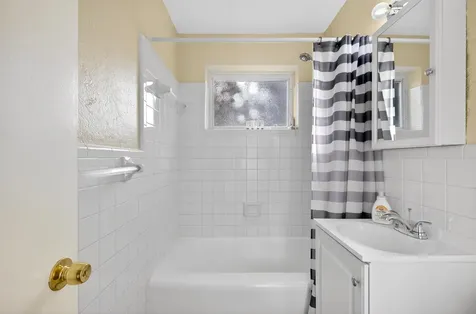 3107 Avenue F Riviera Beach FL 33404