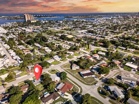 3107 Avenue F Riviera Beach FL 33404