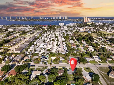 3107 Avenue F Riviera Beach FL 33404