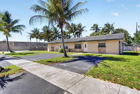121 NW 56th Court Oakland Park FL 33309