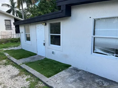 8269 NW 1st Place Miami FL 33150
