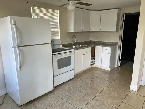 8269 NW 1st Place Miami FL 33150