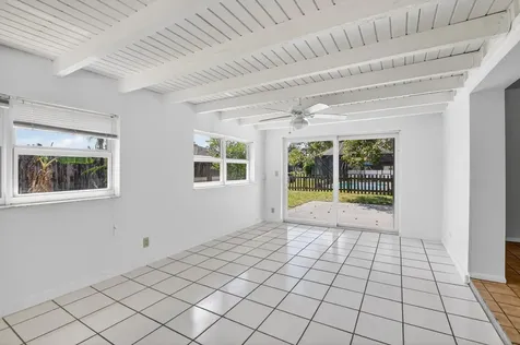 19486 Delaware Circle Boca Raton FL 33434