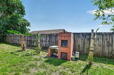 19486 Delaware Circle Boca Raton FL 33434
