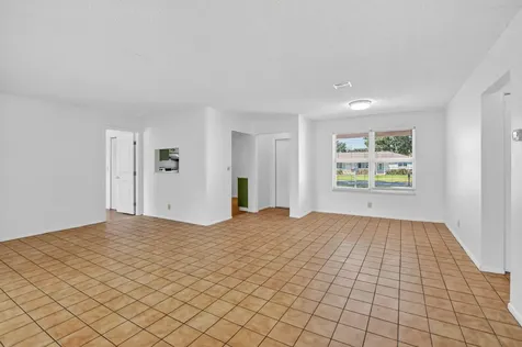 19486 Delaware Circle Boca Raton FL 33434