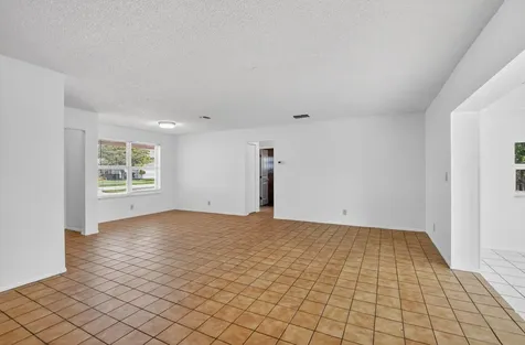19486 Delaware Circle Boca Raton FL 33434