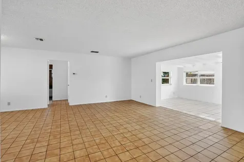 19486 Delaware Circle Boca Raton FL 33434