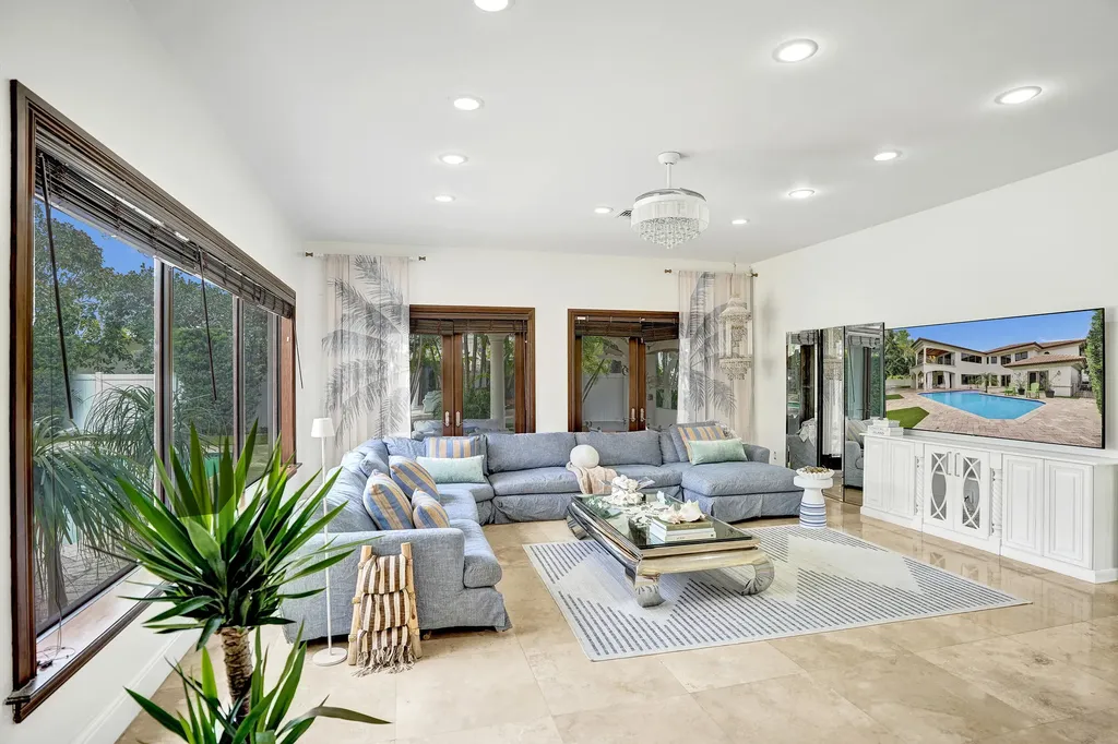 4700 NE 29th Avenue Fort Lauderdale FL 33308