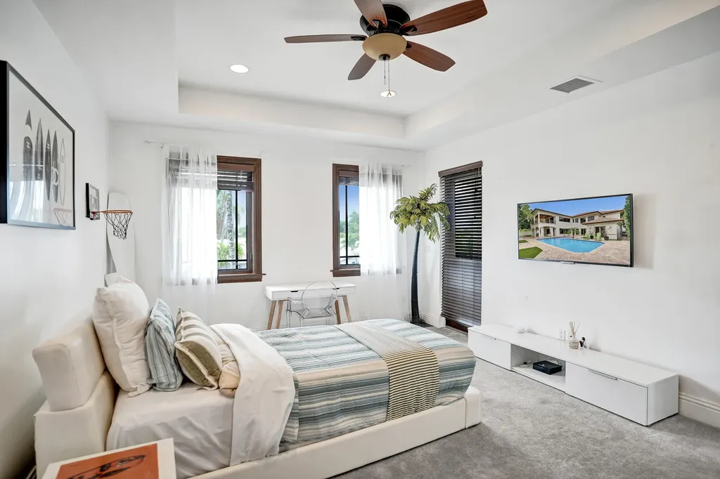 4700 NE 29th Avenue Fort Lauderdale FL 33308