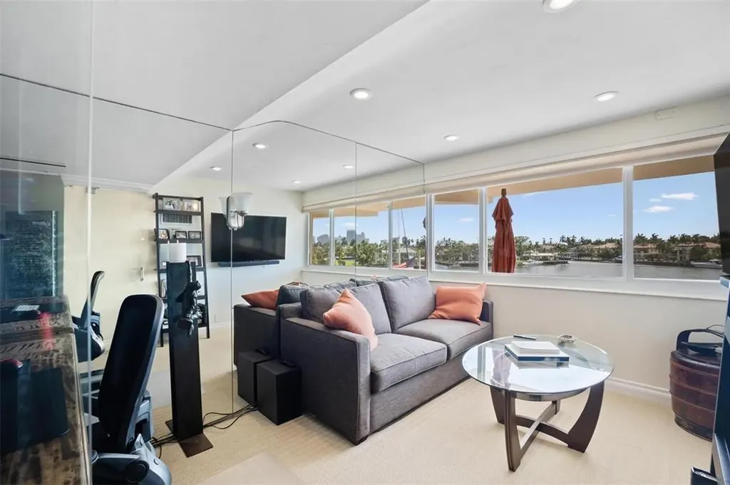 333 Sunset Drive Fort Lauderdale FL 33301