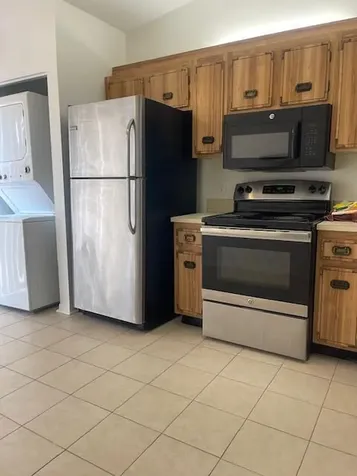 705 Sunny Pine Way Greenacres FL 33415