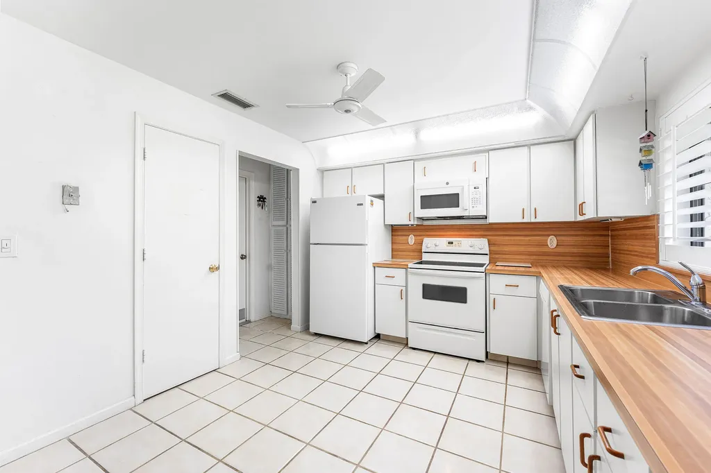 4922 Dovewood Road Boynton Beach FL 33436