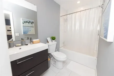 475 NE 142nd Street North Miami FL 33161