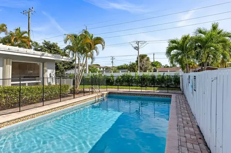 1761 NE 55th Street Fort Lauderdale FL 33334