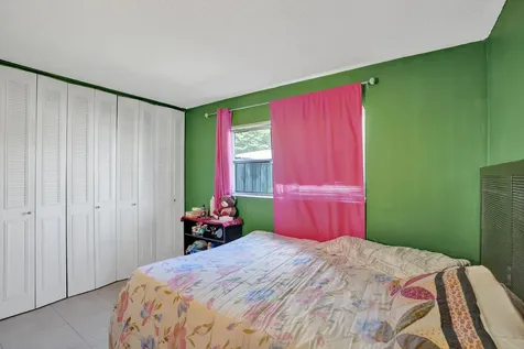 6540 SW 7th Street Margate FL 33068