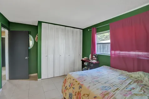 6540 SW 7th Street Margate FL 33068