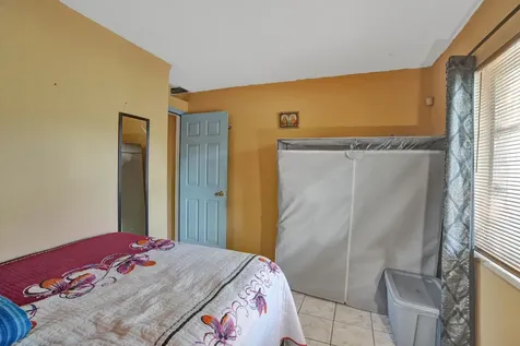6540 SW 7th Street Margate FL 33068