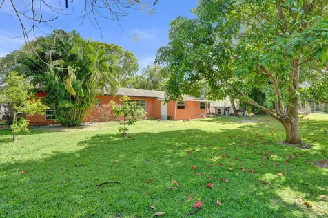 6540 SW 7th Street Margate FL 33068