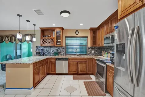 6540 SW 7th Street Margate FL 33068