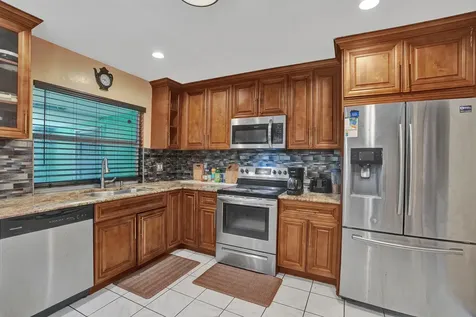 6540 SW 7th Street Margate FL 33068