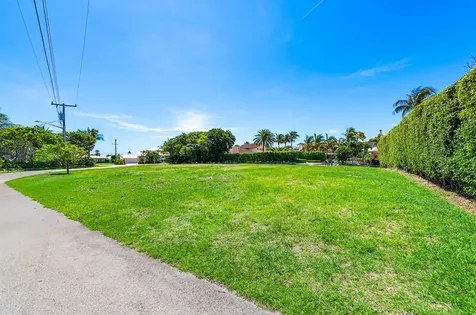 102 Bonito Drive Ocean Ridge FL 33435
