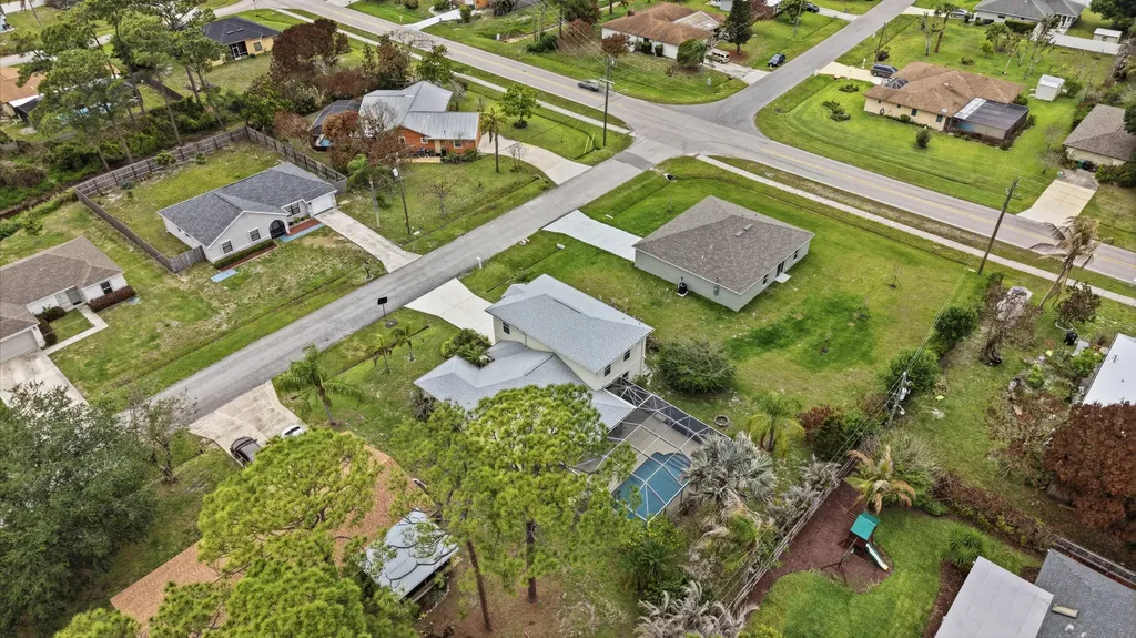 1707 SE Manth Lane Port St Lucie FL 34983