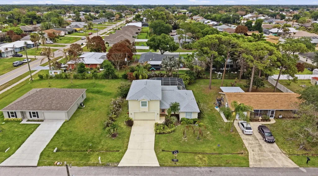 1707 SE Manth Lane Port St Lucie FL 34983