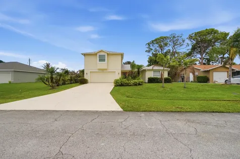 1707 SE Manth Lane Port St Lucie FL 34983