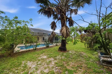 1707 SE Manth Lane Port St Lucie FL 34983
