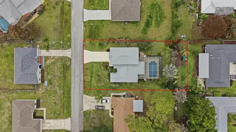1707 SE Manth Lane Port St Lucie FL 34983