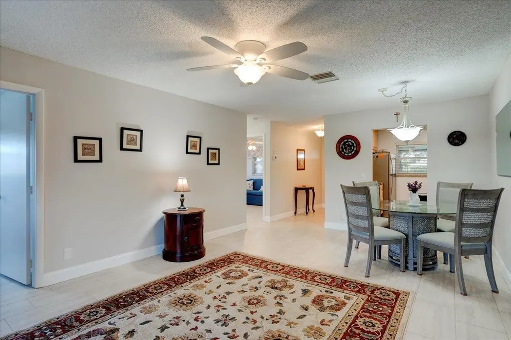 100 Leisure Lake Circle Boynton Beach FL 33426