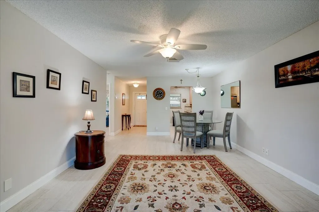 100 Leisure Lake Circle Boynton Beach FL 33426