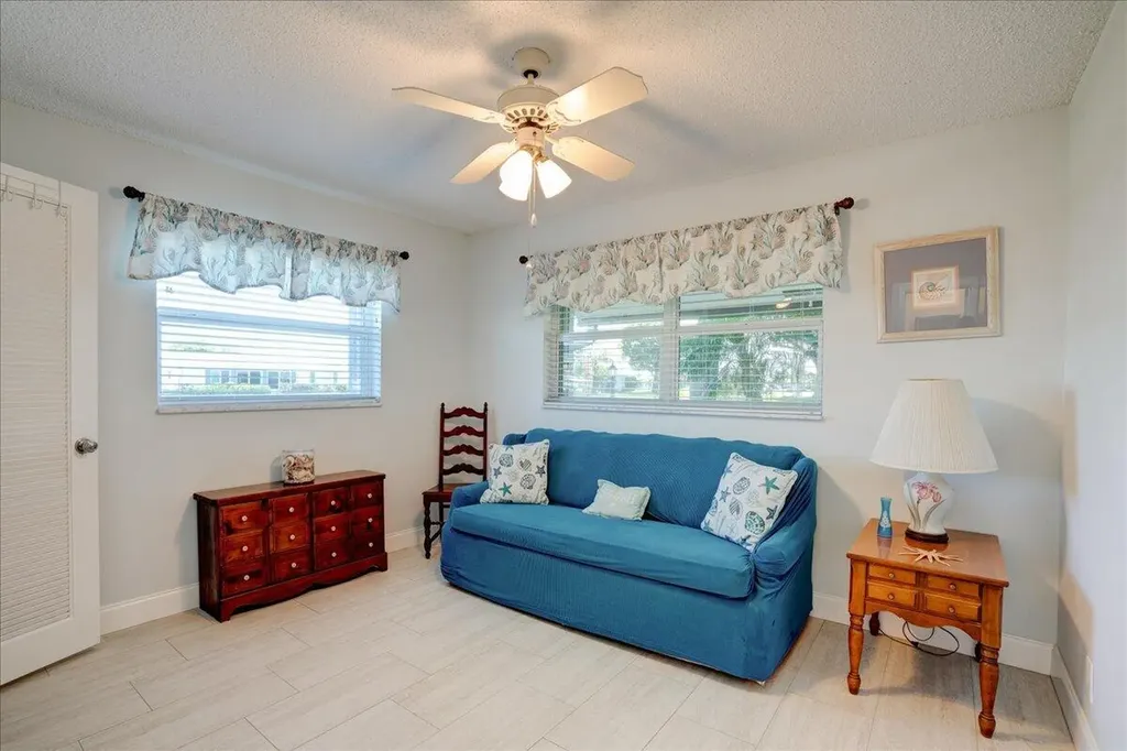 100 Leisure Lake Circle Boynton Beach FL 33426