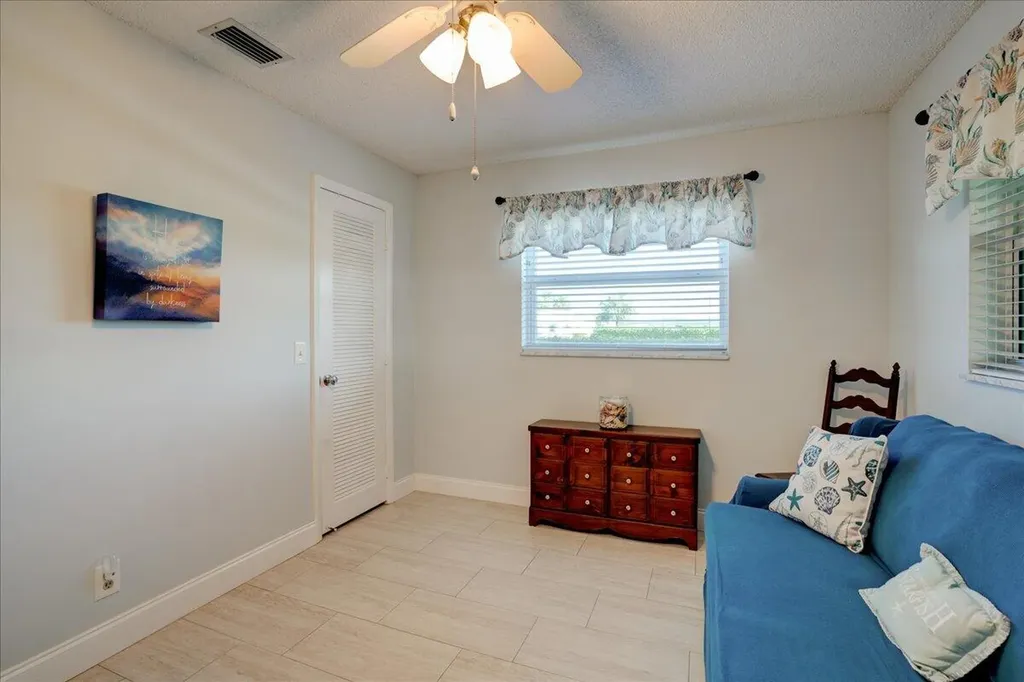 100 Leisure Lake Circle Boynton Beach FL 33426