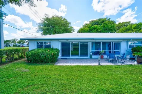 100 Leisure Lake Circle Boynton Beach FL 33426
