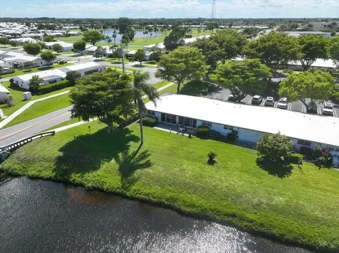 100 Leisure Lake Circle Boynton Beach FL 33426