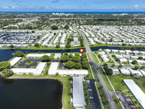 100 Leisure Lake Circle Boynton Beach FL 33426