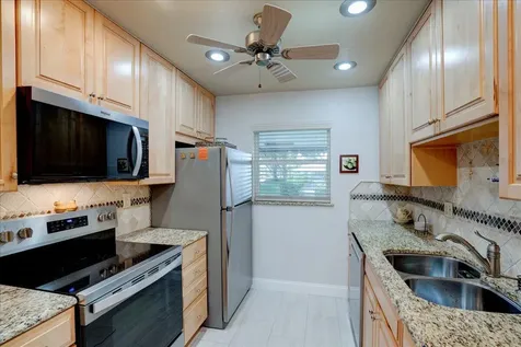 100 Leisure Lake Circle Boynton Beach FL 33426