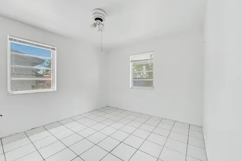 19110 SW 113th Place Miami FL 33157