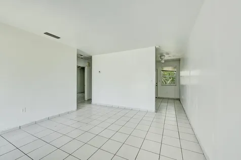 19110 SW 113th Place Miami FL 33157