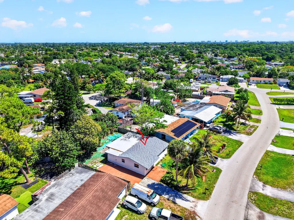 775 Snead Circle West Palm Beach FL 33413