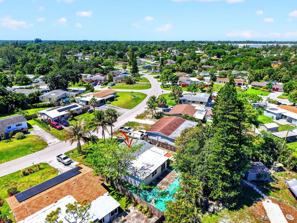 775 Snead Circle West Palm Beach FL 33413