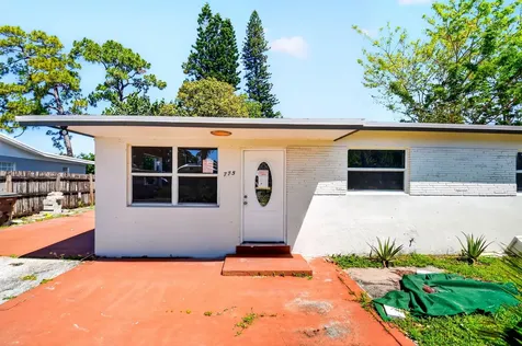 775 Snead Circle West Palm Beach FL 33413