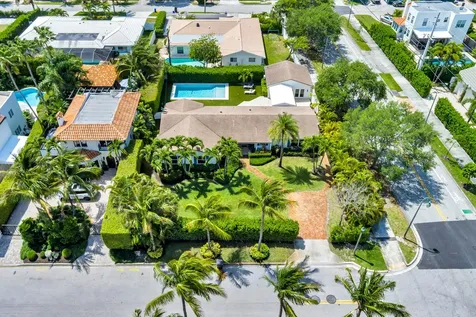260 E Lakewood Road West Palm Beach FL 33405