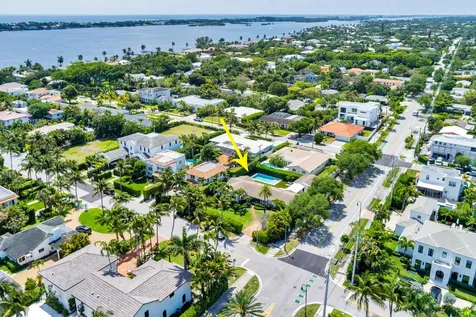 260 E Lakewood Road West Palm Beach FL 33405