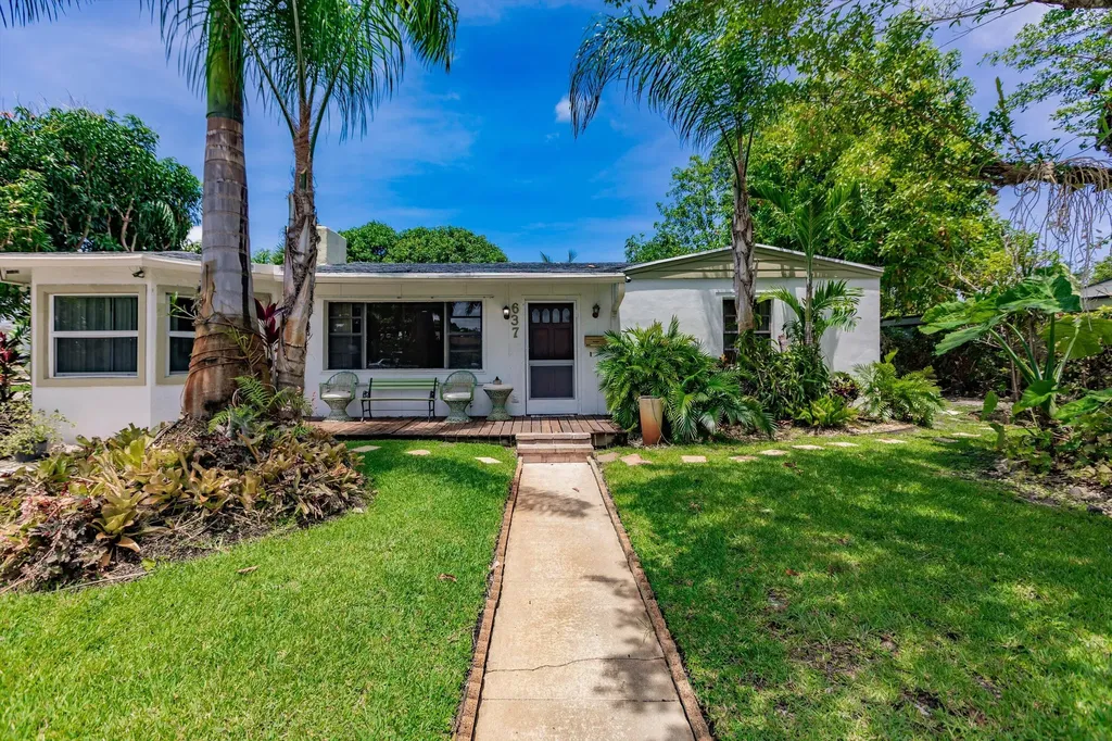 637 Troy Boulevard West Palm Beach FL 33409