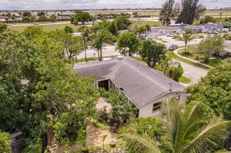 637 Troy Boulevard West Palm Beach FL 33409