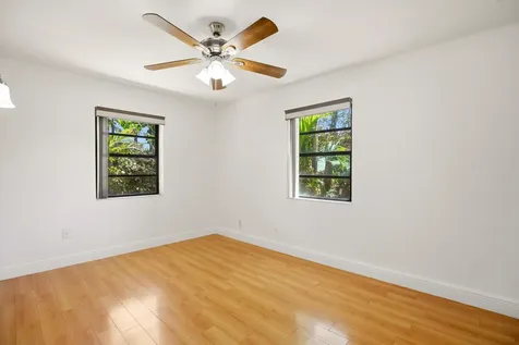 637 Troy Boulevard West Palm Beach FL 33409